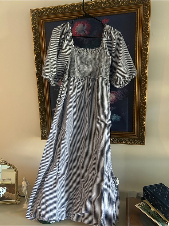 Free Assembly Dresses & Skirts - Like New Free Assembly Striped Smocked Maxi Dress in Navy and White
